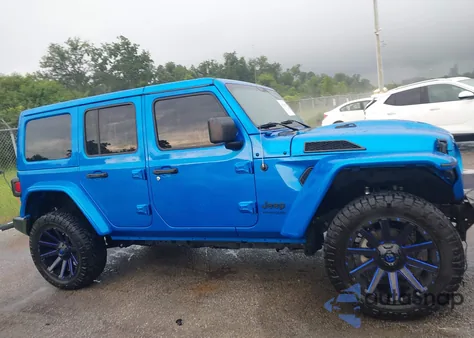 2022 Jeep Wrangler Unlimited Sport 4X4 z USA, uszkodzony, nr VIN 1C4HJXDN8NW235751